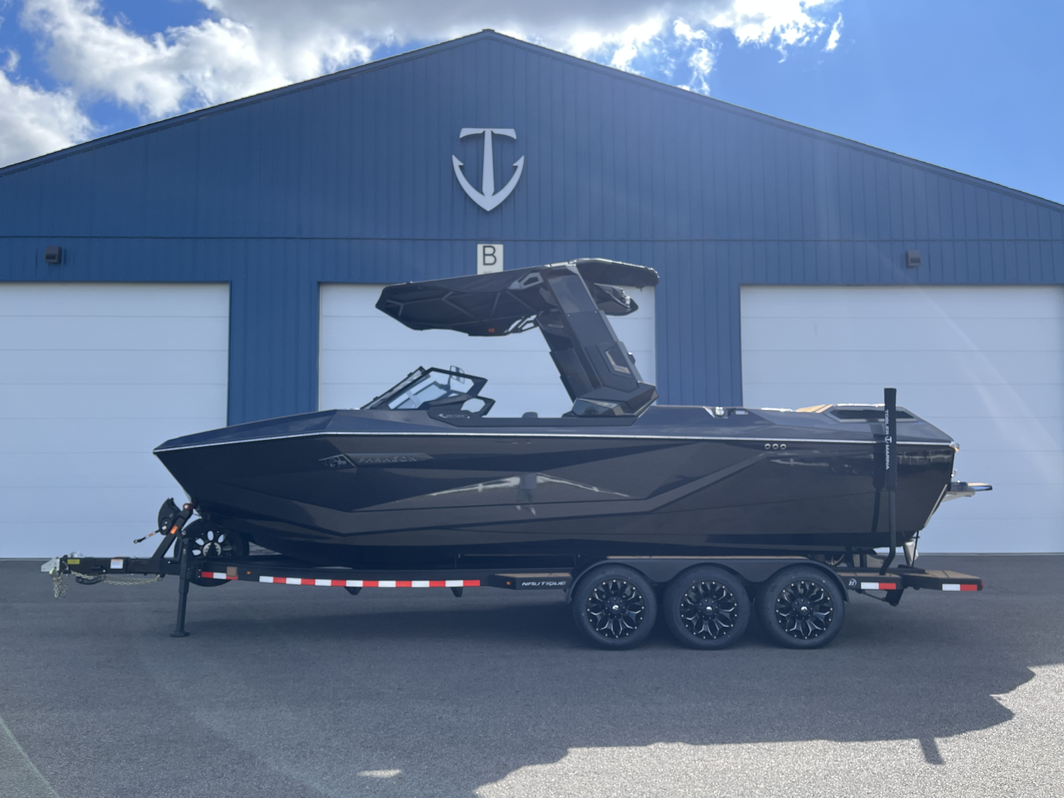 2026 Nautique Paragon25