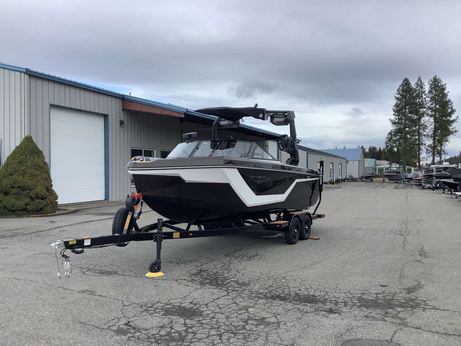 2025 Nautique S23