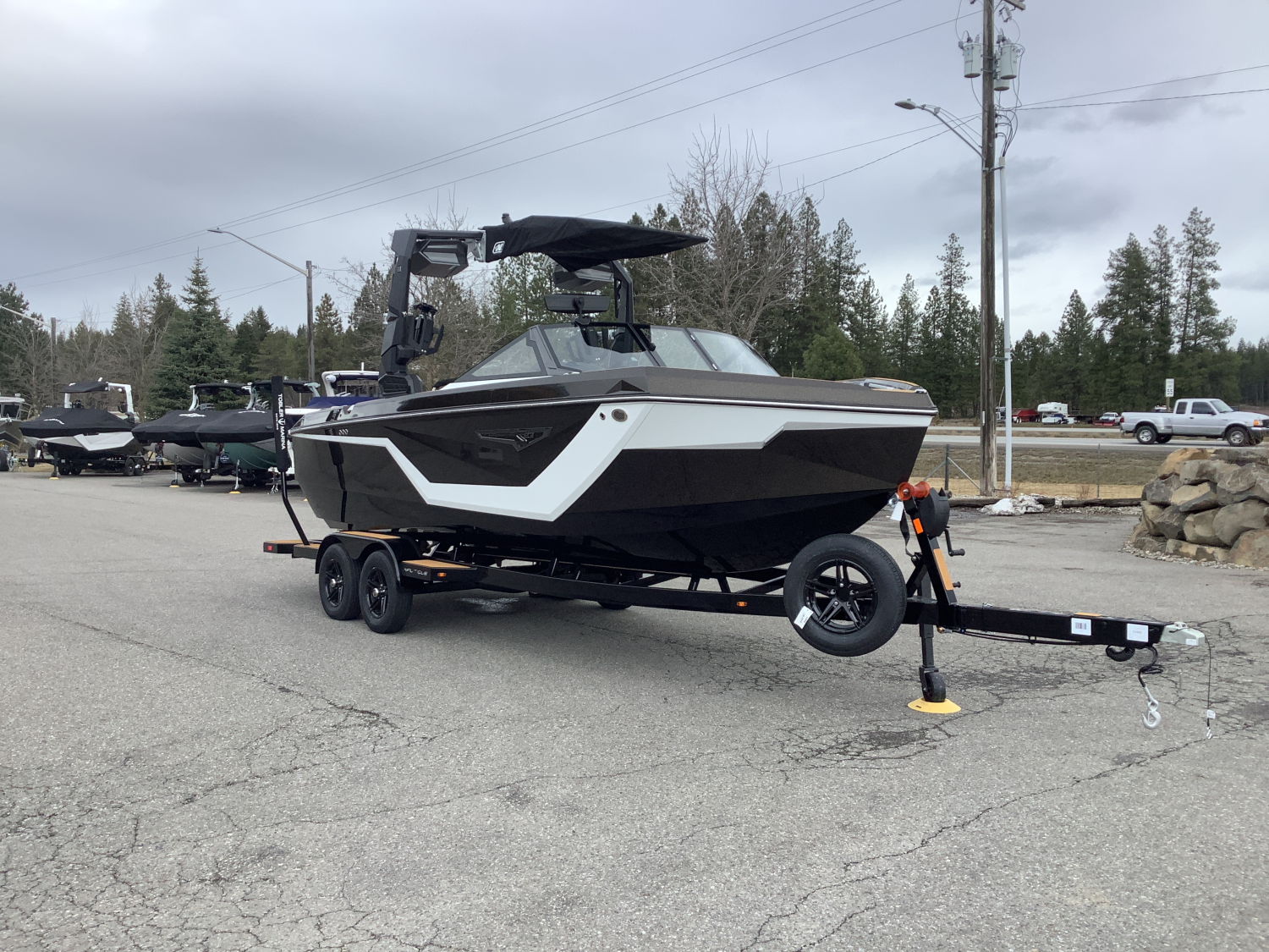 2025 Nautique S23
