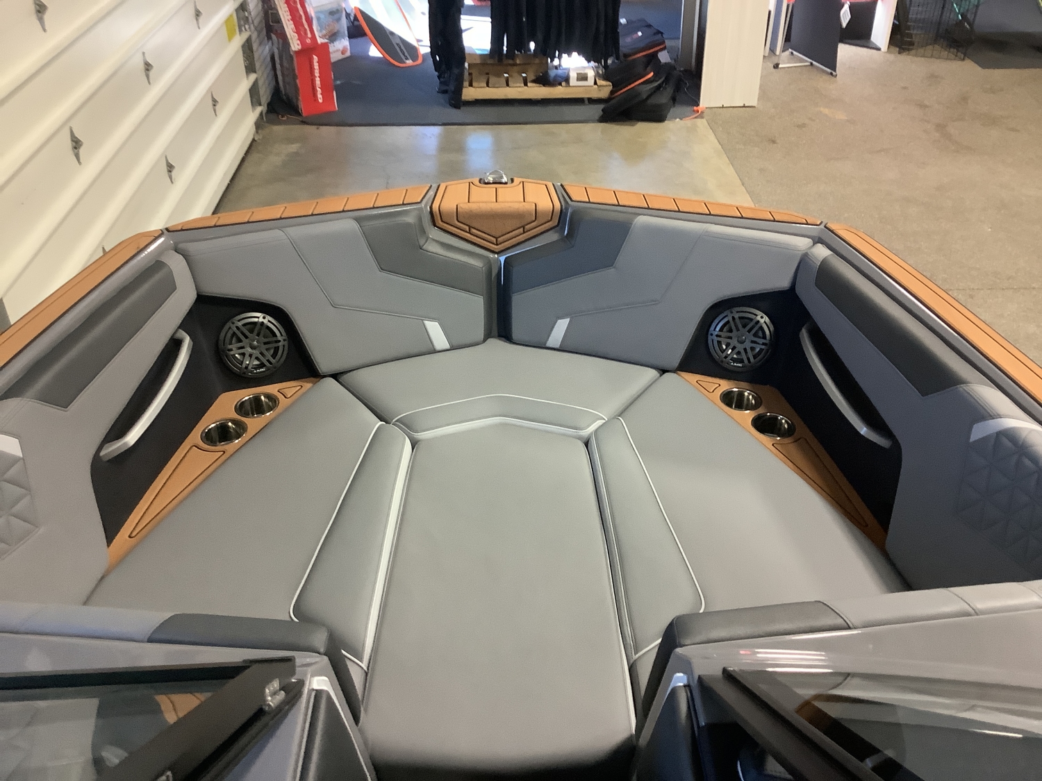2025 Nautique Super Air GS24