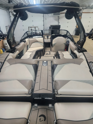 2023 Centurion Boats Fi23 for sale in CARLOS, Minnesota