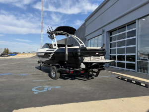 2014 Moomba Boats Mondo for sale in OSAGE BEACH, Missouri