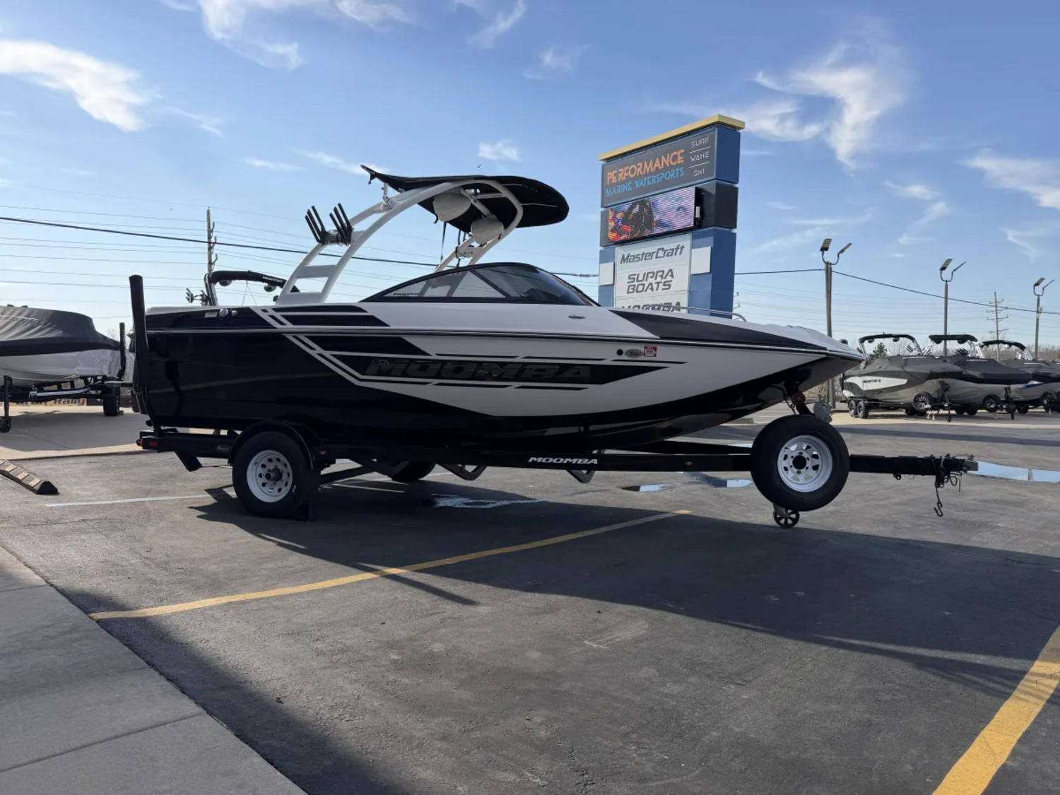 2014 Moomba Boats Mondo for sale in OSAGE BEACH, Missouri