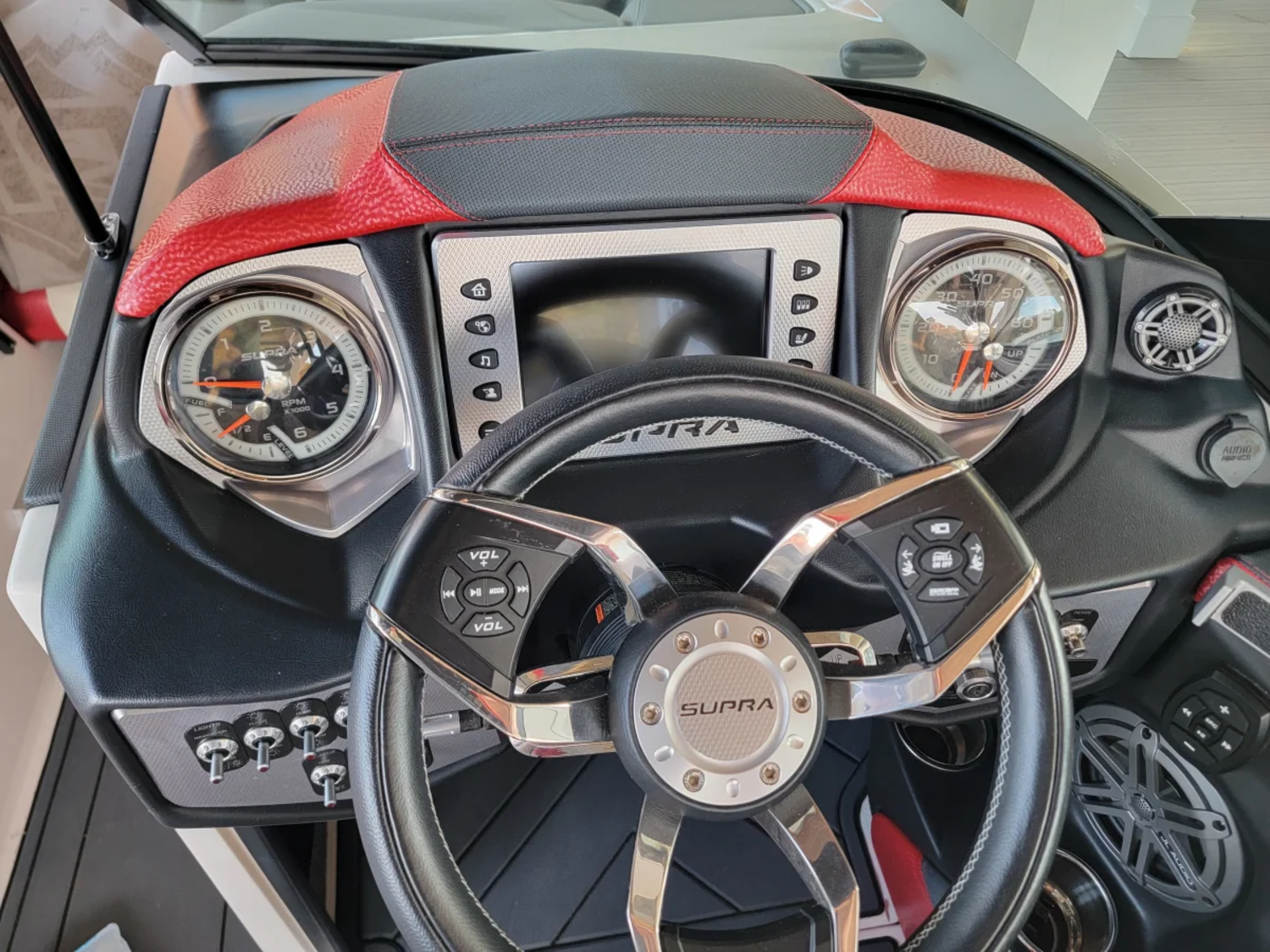 2017 Supra Boat SG 550