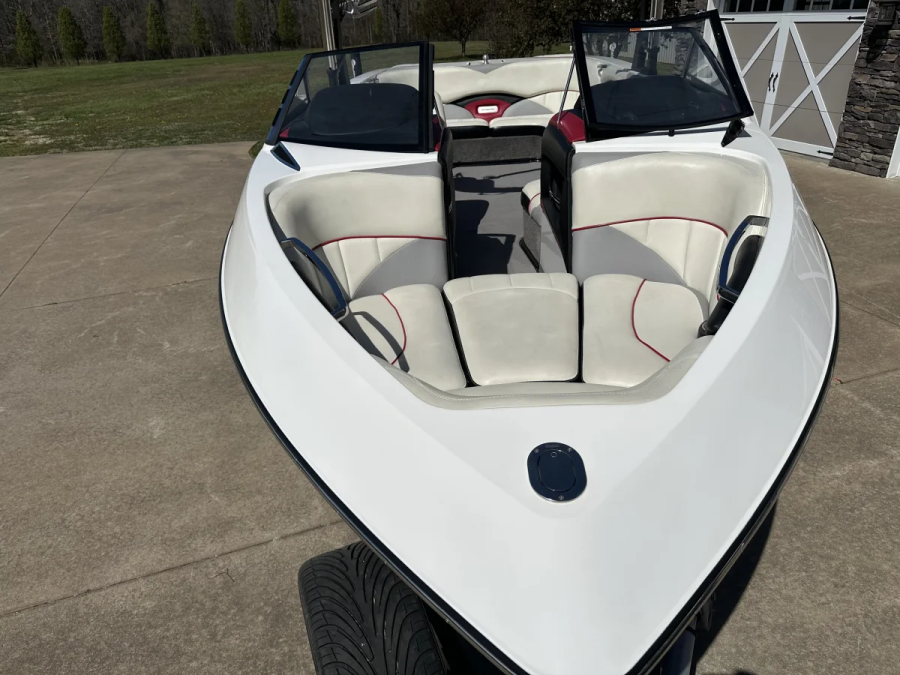 2013 Malibu Boats Wakesetter 247 LSV for sale in Paris, Tennessee