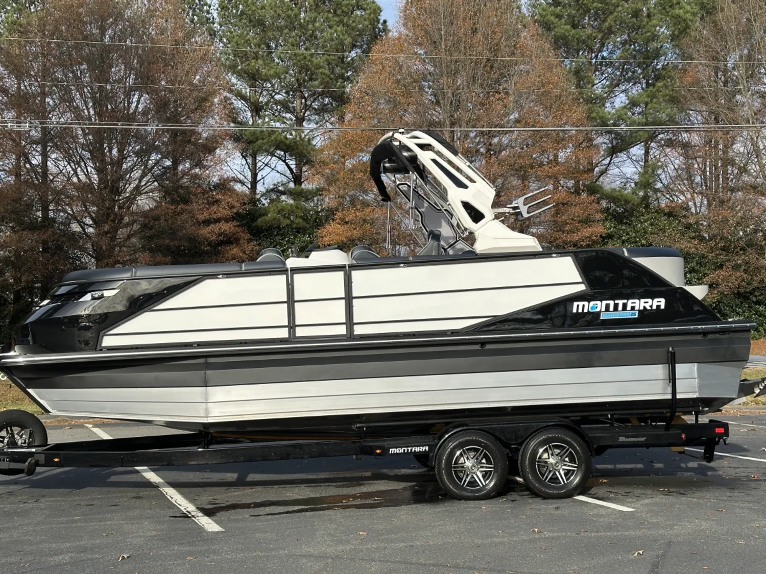 2025 Montara Boats Surf Boss 25 for sale in MOORESVILLE, North Carolina