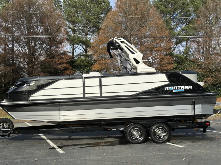 2025 Montara Boats Surf Boss 25 for sale in MOORESVILLE, North Carolina