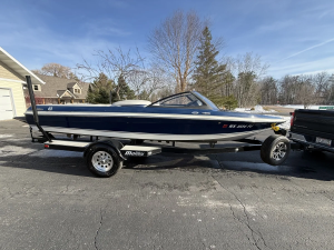 2016 Malibu Boats Response LX for sale in Shawano, Wisconsin