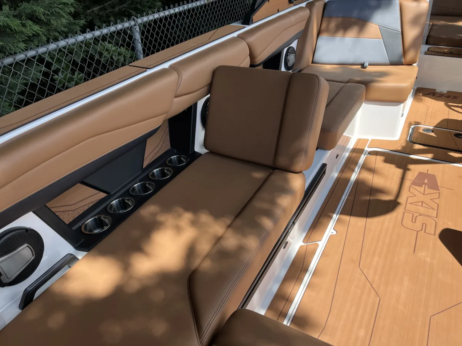 2026 AXIS A245