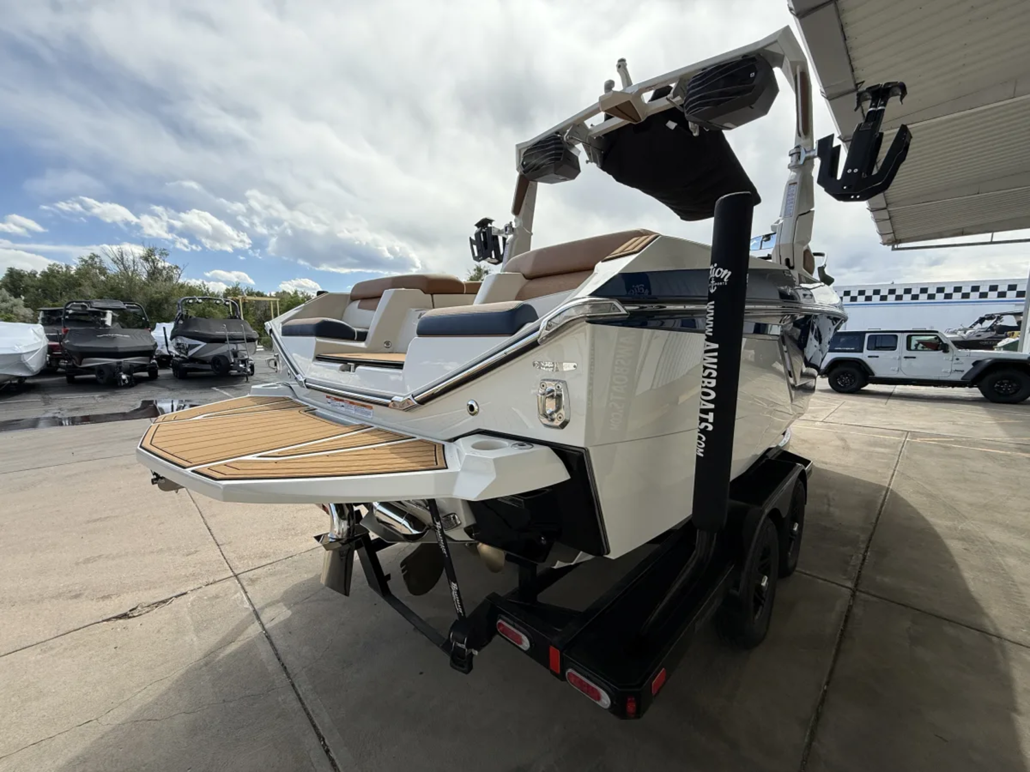 2024 Nautique G21