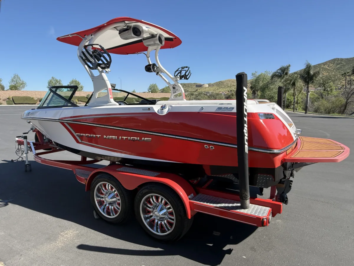 2014 Nautique Sport 200V Team Edition - Fully Loaded