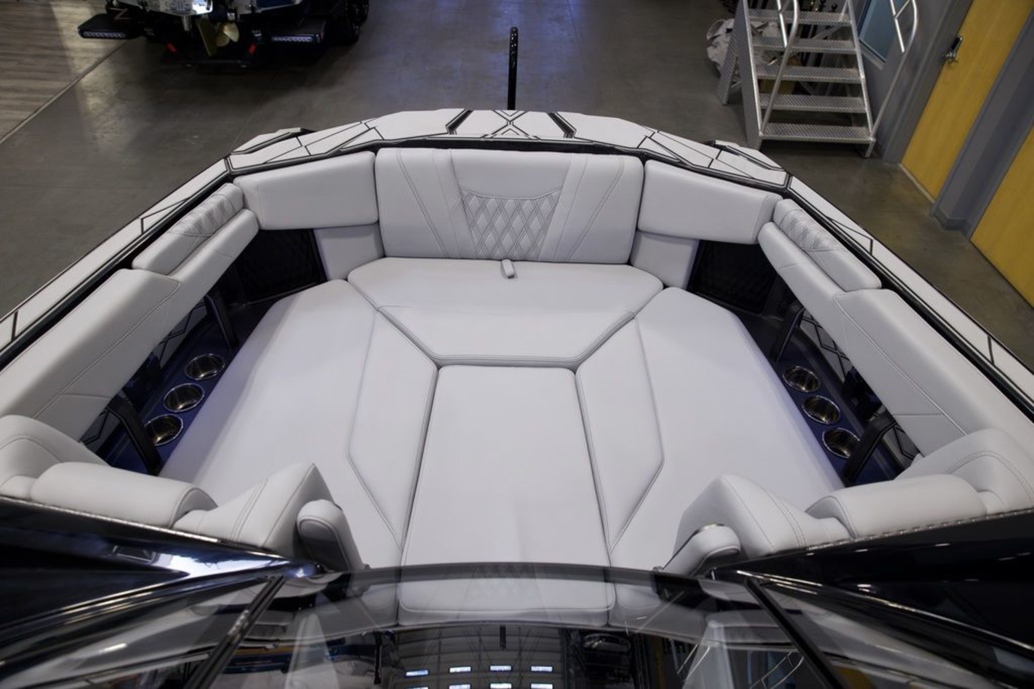 2026 Malibu Boats M230