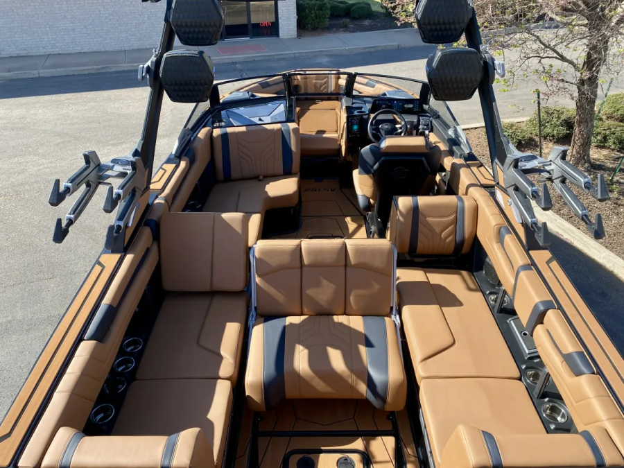 2026 Malibu Boats Wakesetter 25 LSV for sale in Edmond, Oklahoma