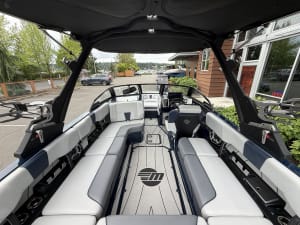 2021-malibu-wakesetter-23-lsv-127302-image2