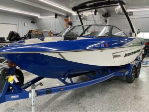 2015 Malibu Boats Wakesetter 23 LSV for sale in Oconomowoc, Wisconsin