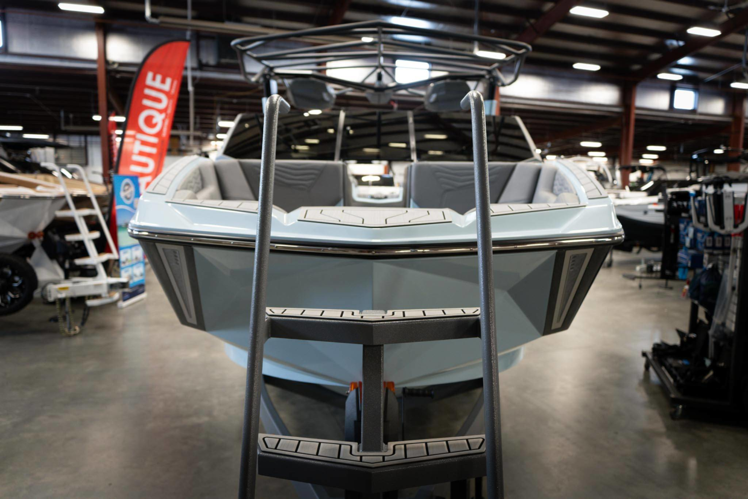 2026 Nautique G23