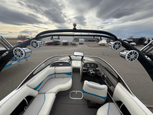 2005 Malibu Boats Wakesetter VLX for sale in Billings, Montana