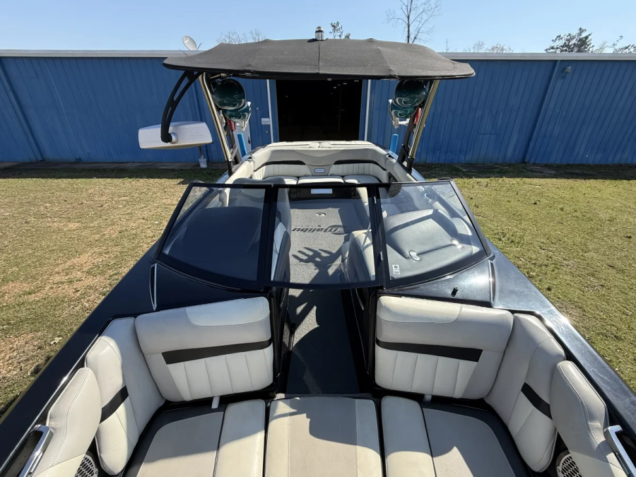 2014 Malibu Boats Wakesetter 24 MXZ for sale in Counce, Tennessee