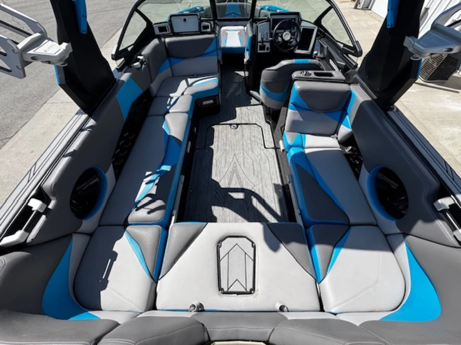 2019-supra-sl-127413-image10