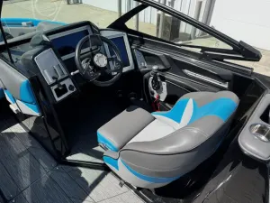 2019-supra-sl-127413-image12
