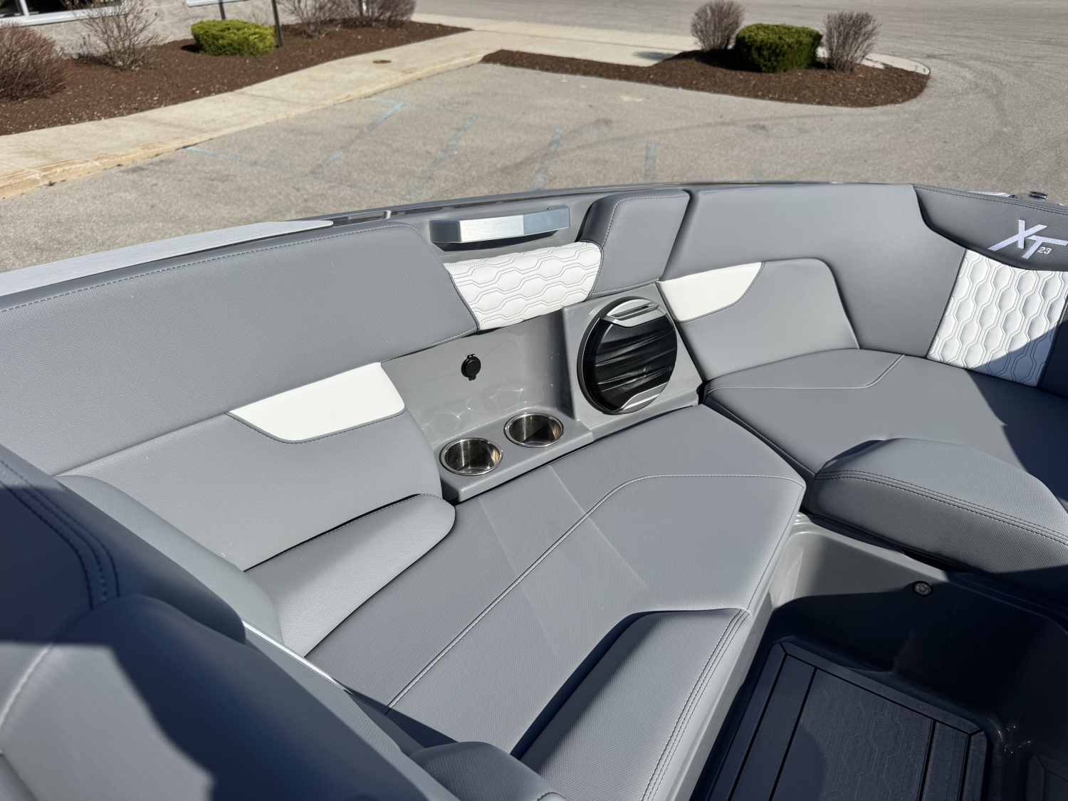 2026 MasterCraft XT23