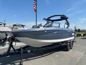 2026 Supreme Boats S220 Icon