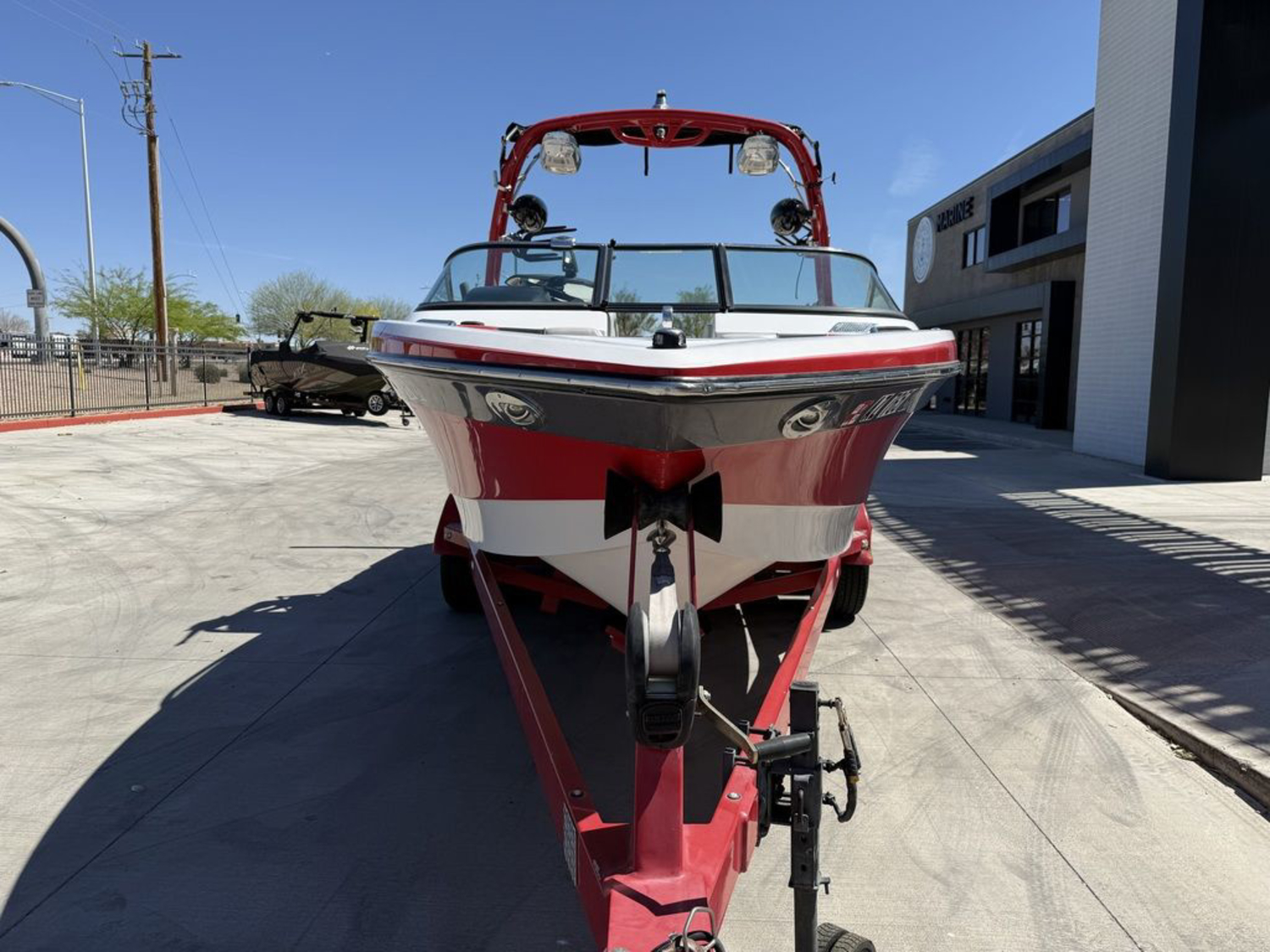2012 Nautique 230