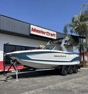 2023-mastercraft-x24-127475-image0_203436.webp