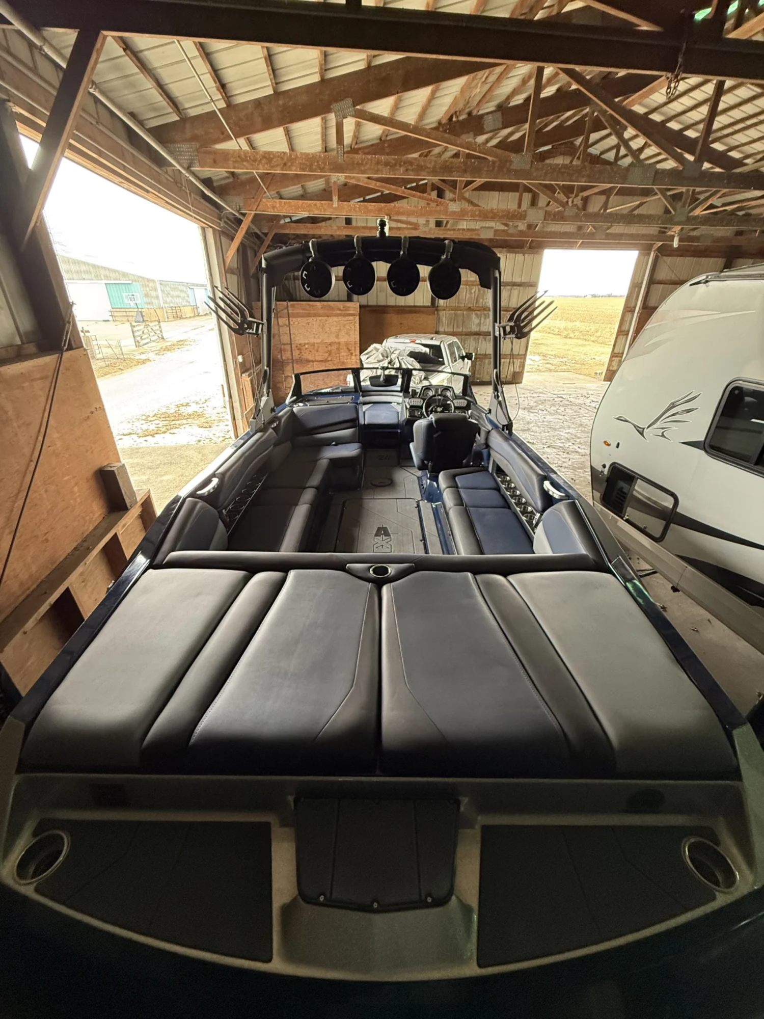 2020 Axis Wake Research A24