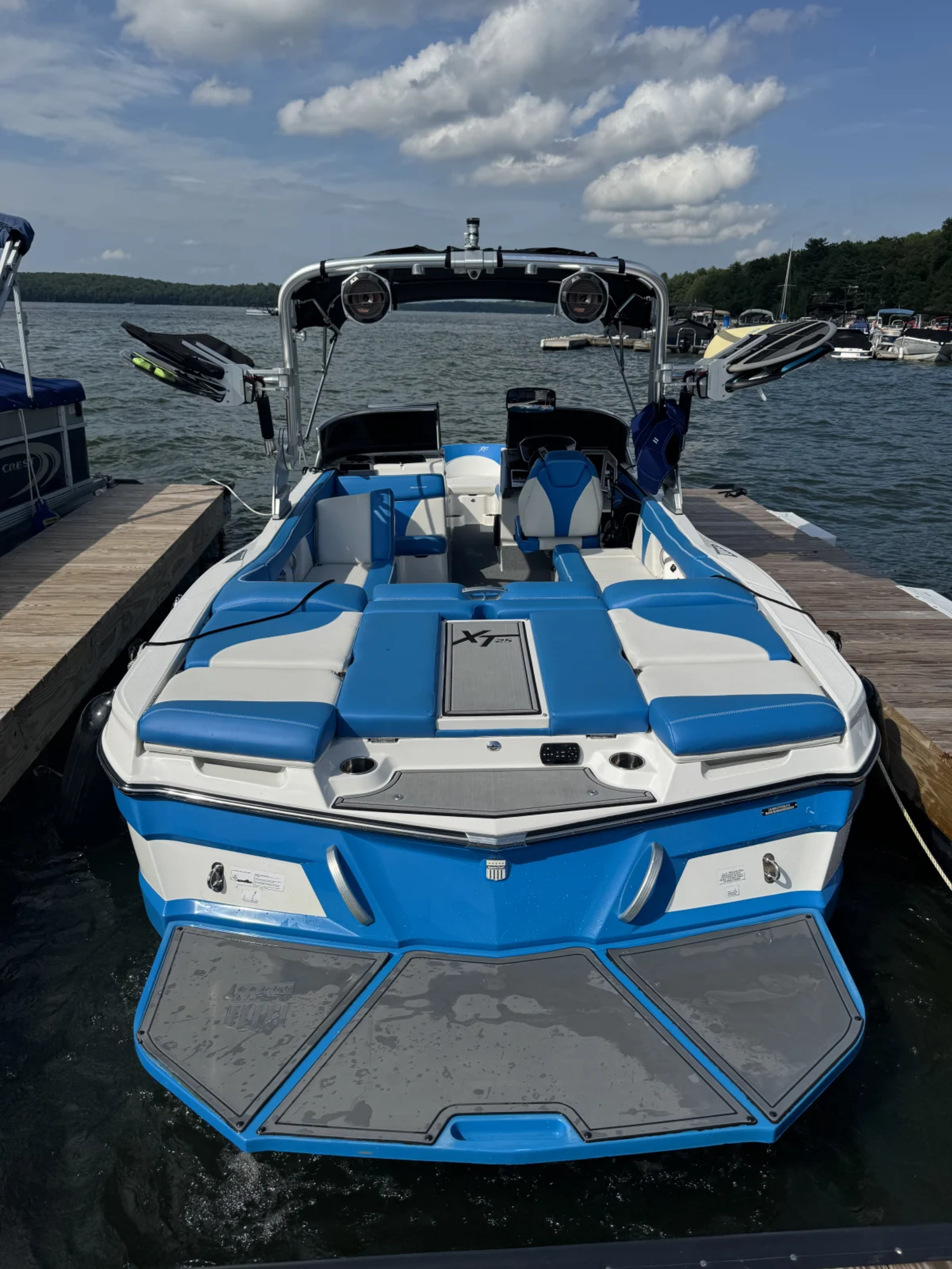 2019 Mastercraft XT25