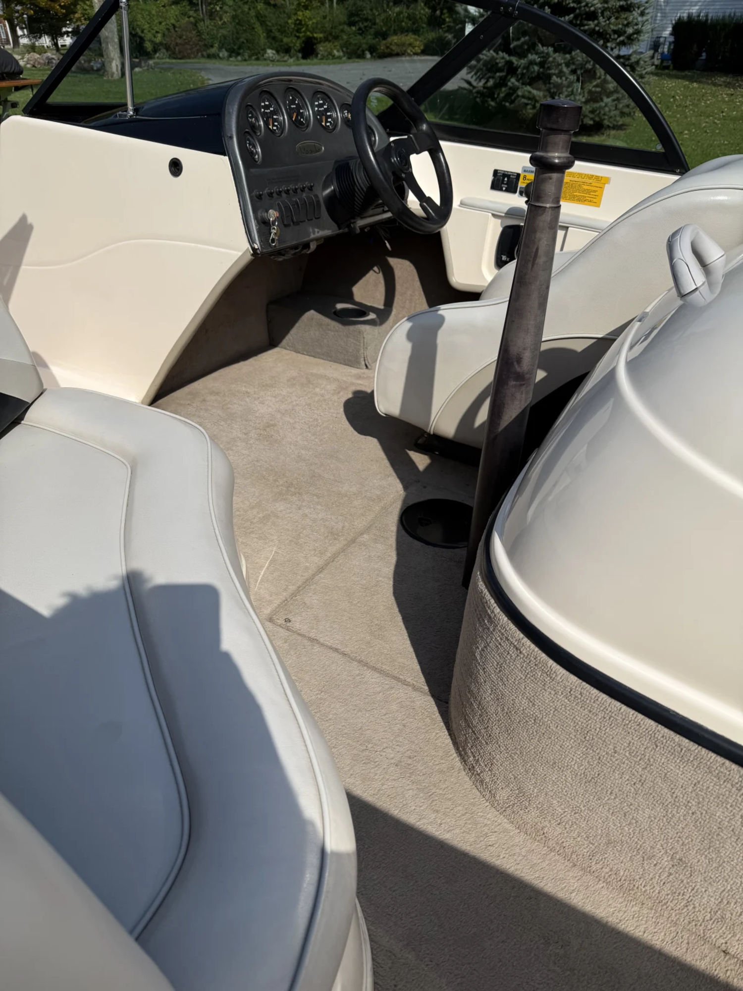 1999 Moomba Boats Outback