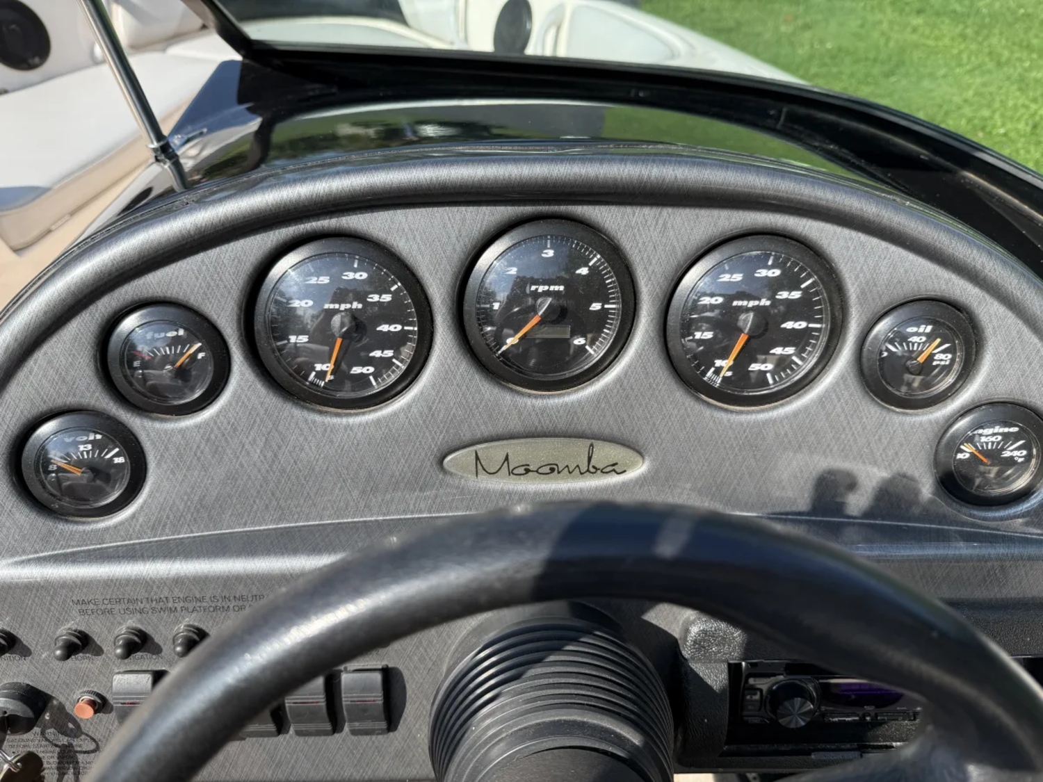 1999 Moomba Boats Outback