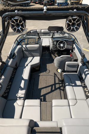 2025 Moomba Boats MAX for sale in OSAGE BEACH, Missouri