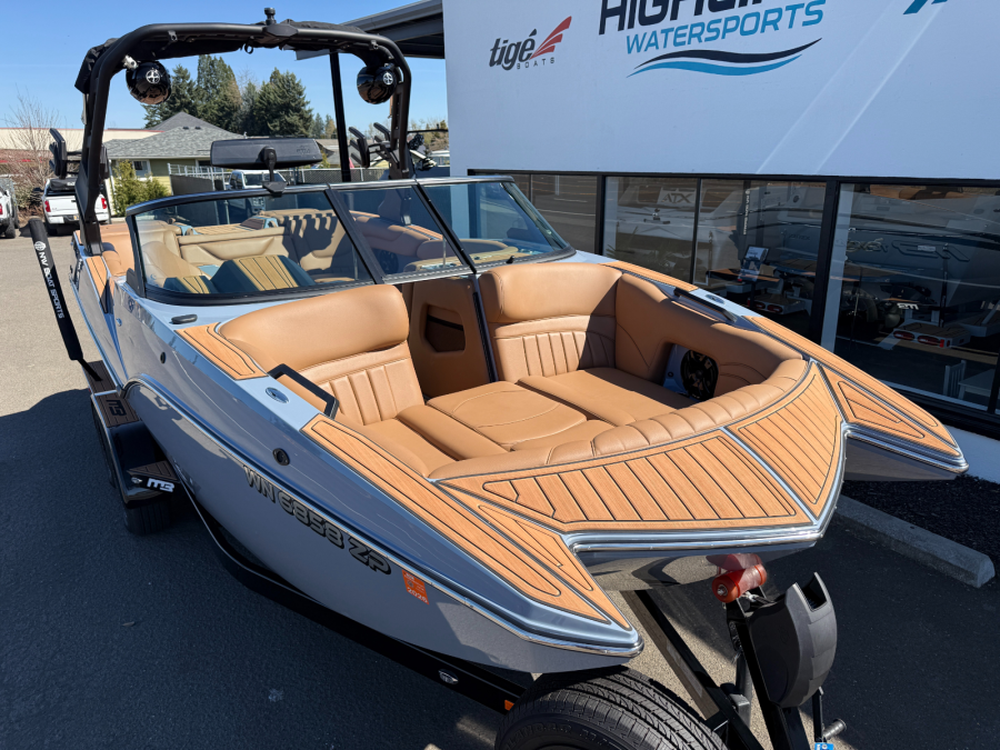 2024 MB Sports Boats F22 Tomcat Alpha for sale in Canby, Oregon