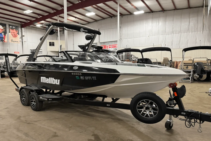 2023 Malibu Boats Wakesetter for sale in Pewaukee, Wisconsin