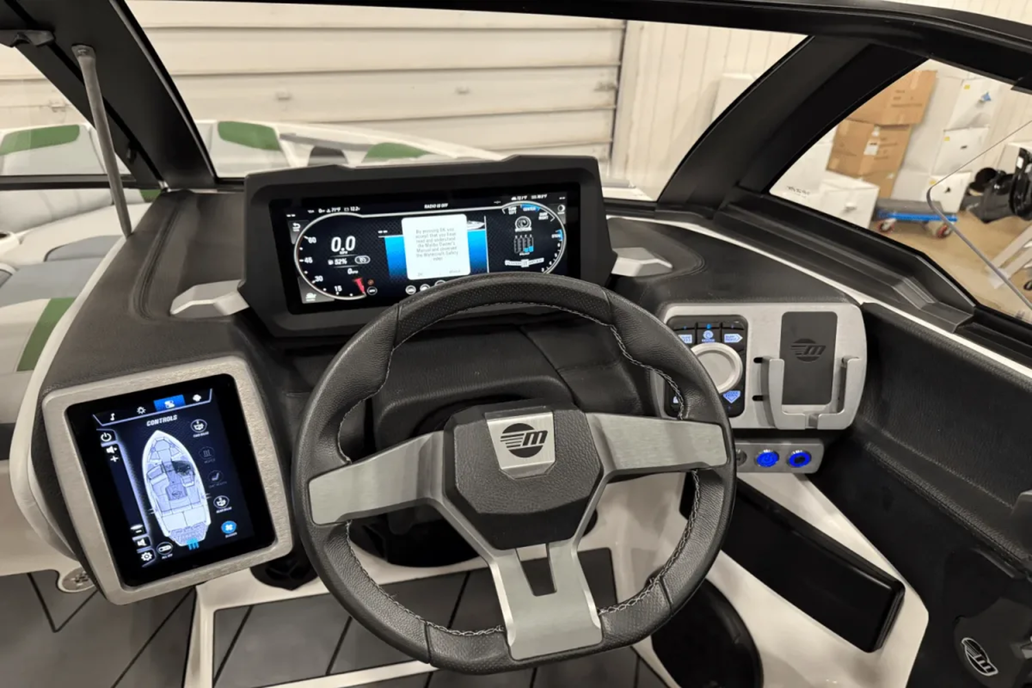 2023 Malibu Wakesetter - 214610