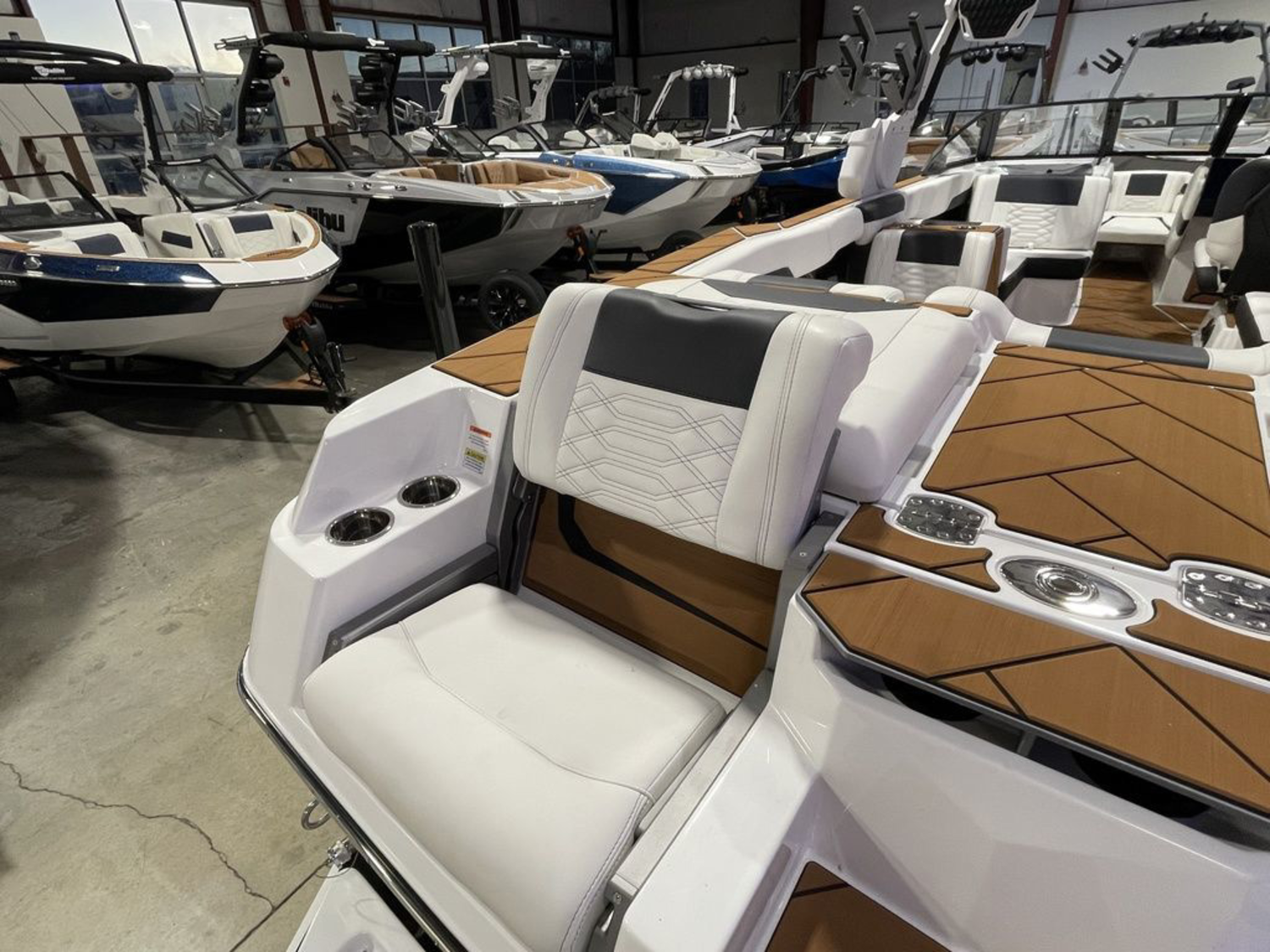 2025 Malibu Boats Wakesetter 26 LSV for sale in DRAPER, Utah