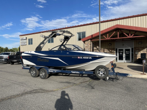2017 Malibu Boats Wakesetter VLX for sale in DRAPER, Utah