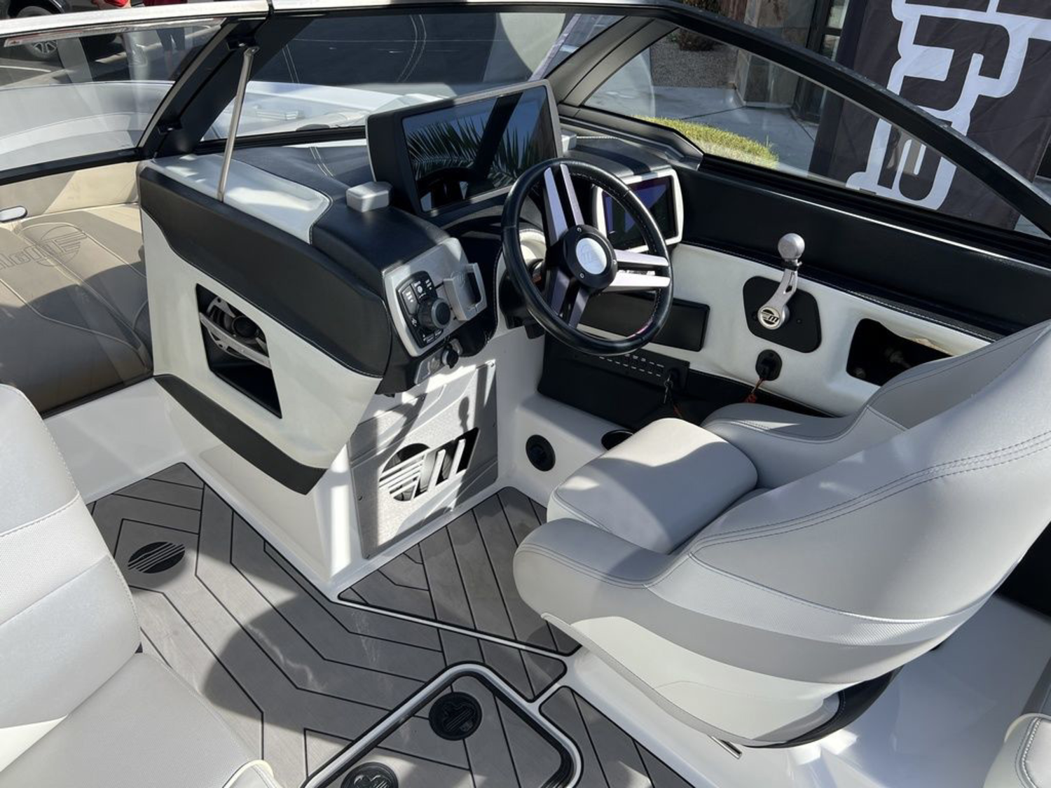 2017 Malibu Boats Wakesetter 24 MXZ for sale in DRAPER, Utah