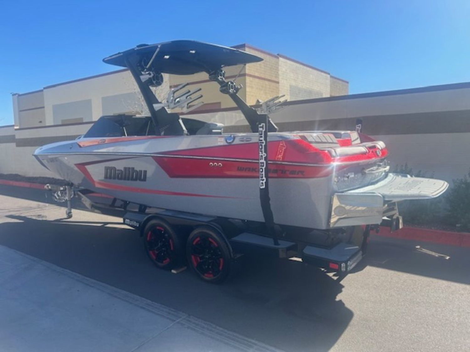 2021 Malibu Boats 23 MXZ