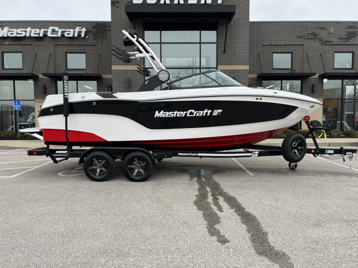 2023 MasterCraft XT22 T