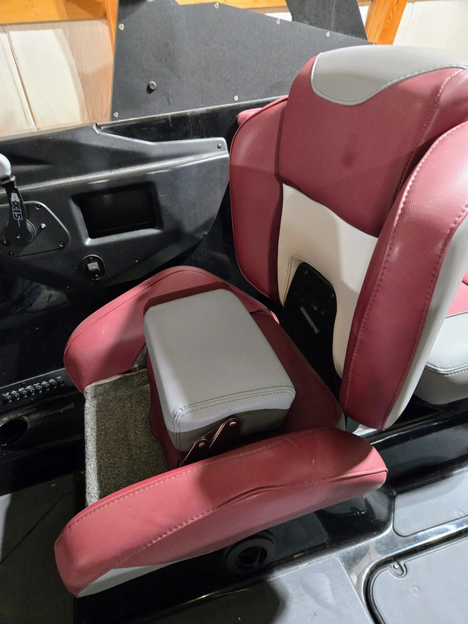 2020 Axis T23 Wake Surf Boat Private Party