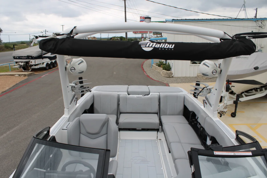 2022 Malibu Boats Wakesetter 24 MXZ for sale in Austin, Texas