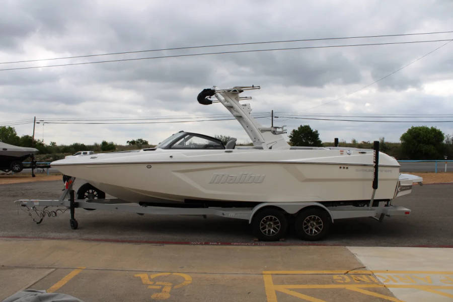 2022 Malibu Boats Wakesetter 24 MXZ for sale in Austin, Texas
