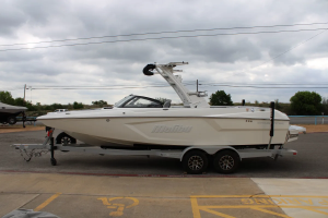 2022 Malibu Boats Wakesetter 24 MXZ for sale in Austin, Texas