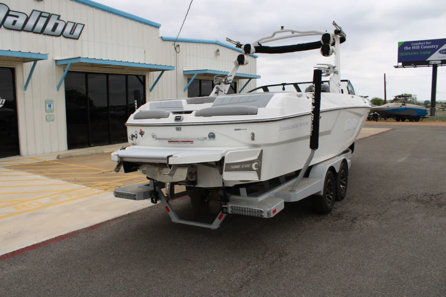 2022 Malibu Boats Wakesetter 24 MXZ for sale in Austin, Texas