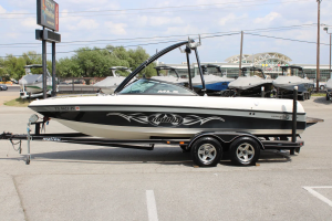 2002 Malibu Boats Wakesetter VLX for sale in Austin, Texas