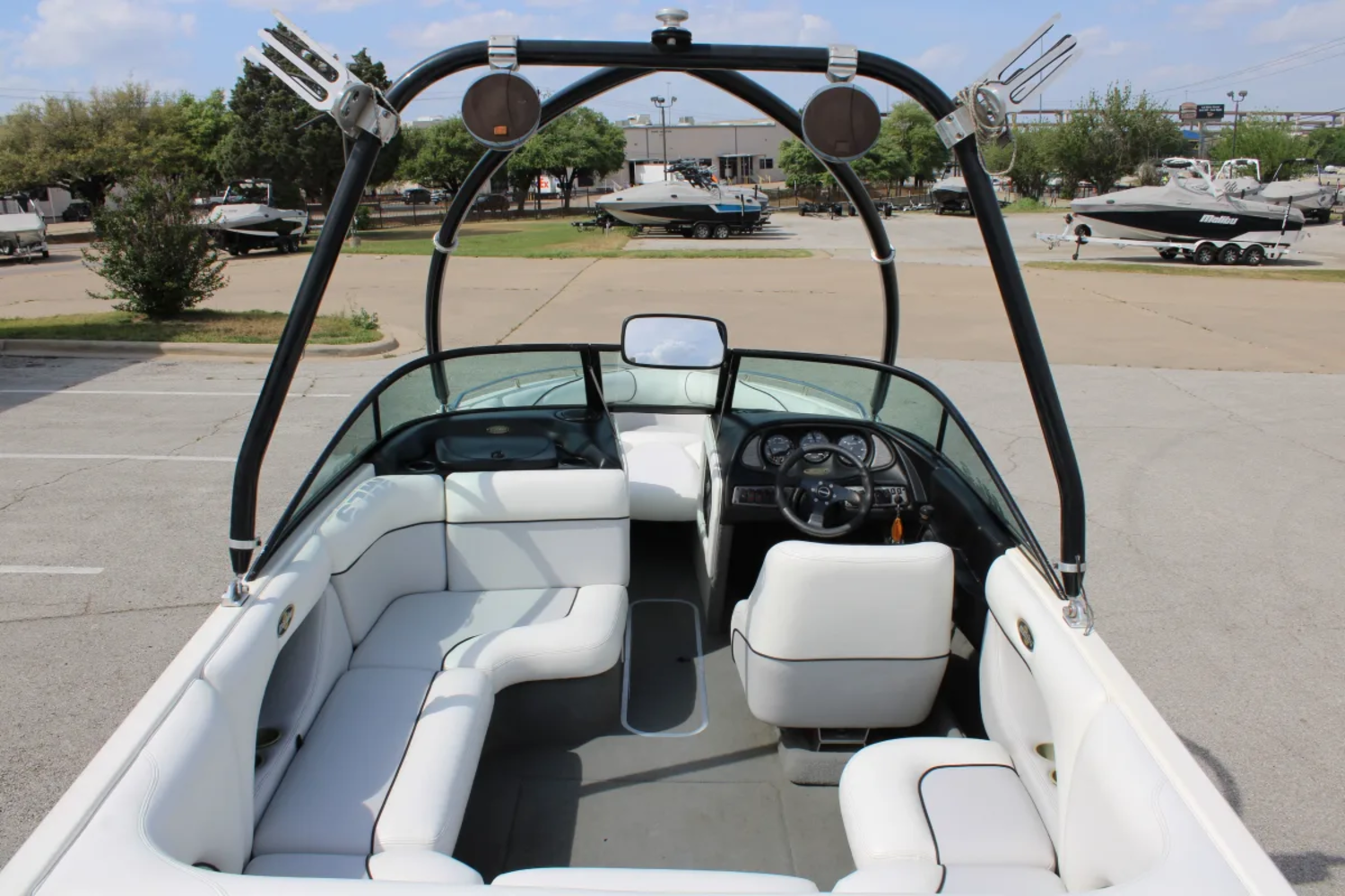 2002 Malibu Boats Wakesetter VLX for sale in Austin, Texas