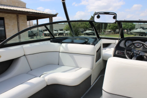 2002 Malibu Boats Wakesetter VLX for sale in Austin, Texas