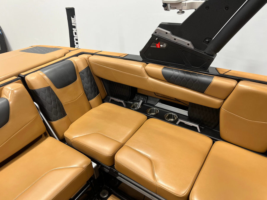 2023 Malibu Boats M220 for sale in Cincinnati, Ohio